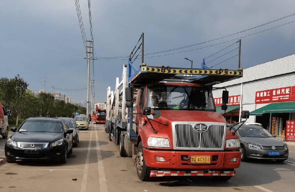 三亚单板拖车运到北京大概要多少钱一公里